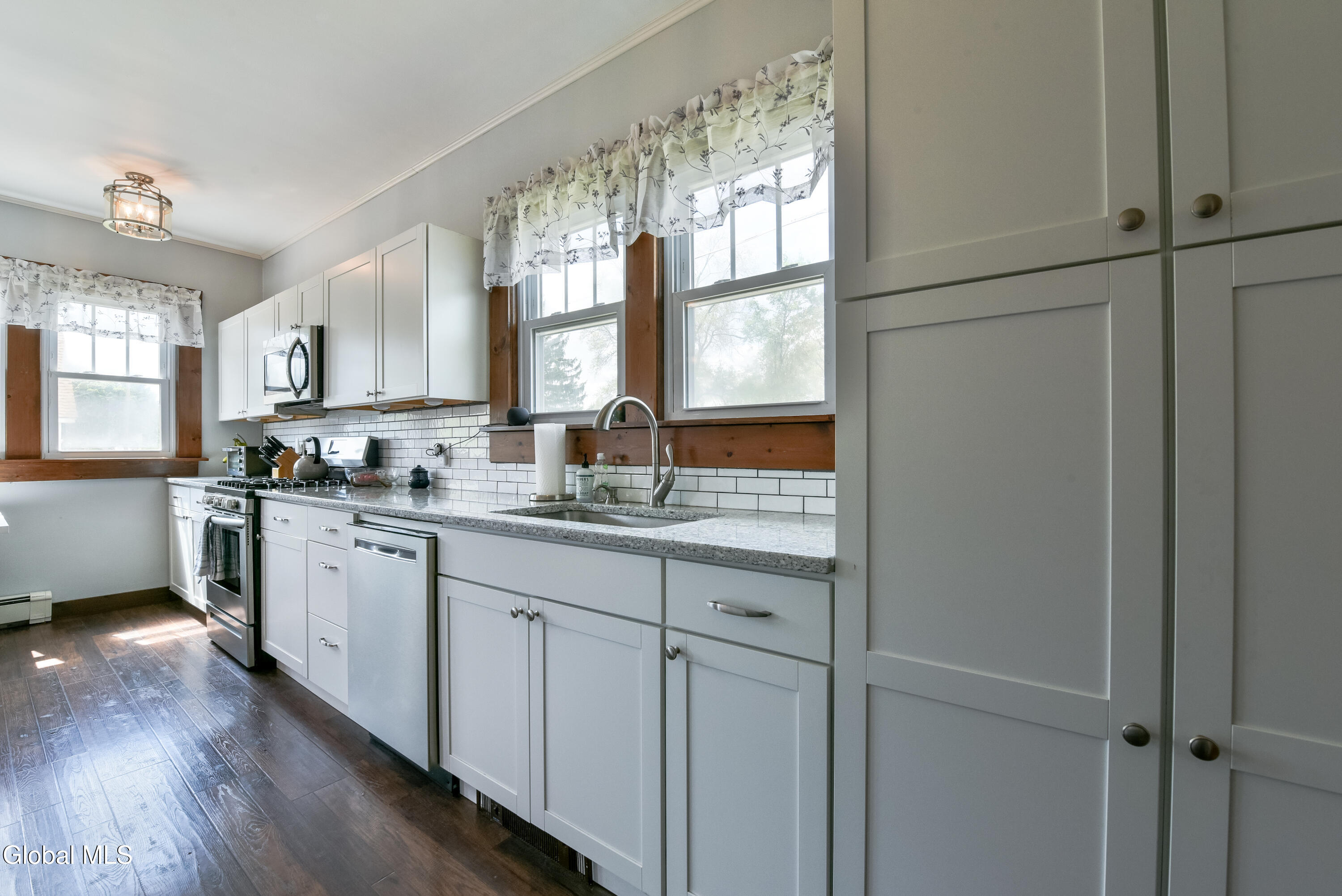 106 Frederick Avenue Colonie NY 12205