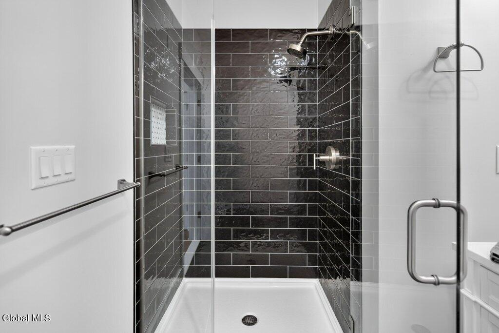 116 West Saratoga Springs NY 12866