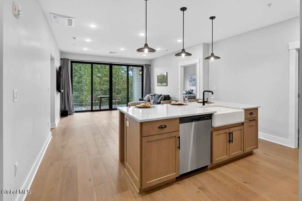116 West Saratoga Springs NY 12866