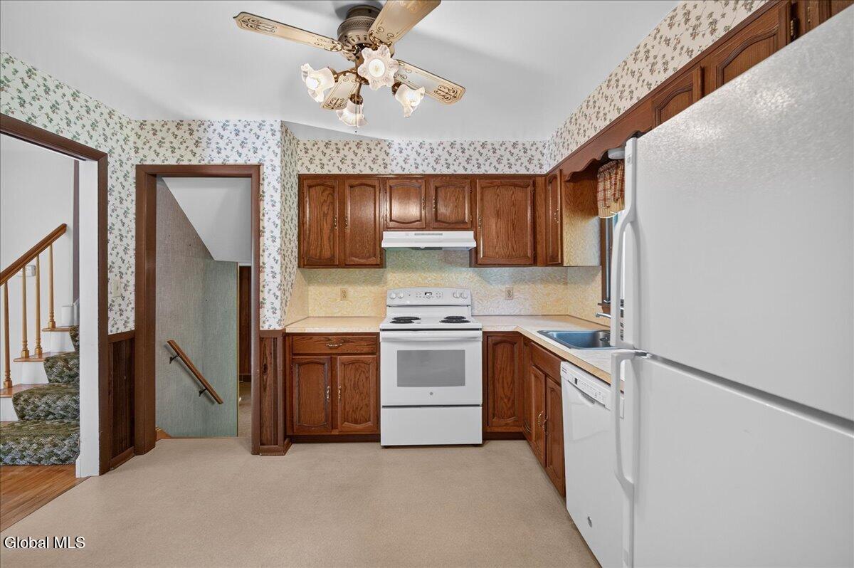 9 Gretel Terrace Ballston Lake NY 12019