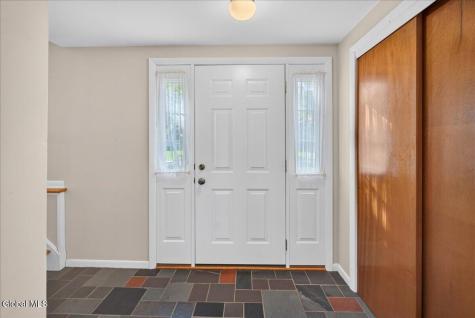 9 Gretel Terrace Ballston Lake NY 12019