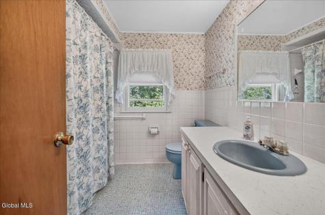 9 Gretel Terrace Ballston Lake NY 12019