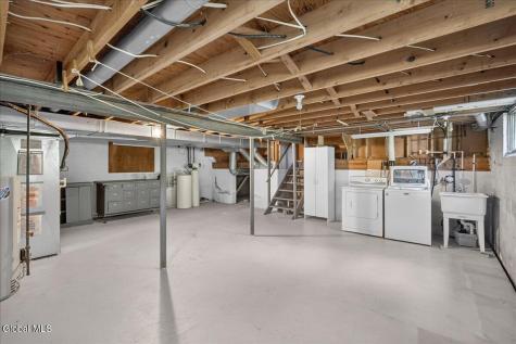 9 Gretel Terrace Ballston Lake NY 12019