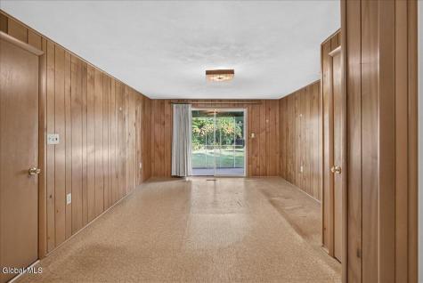 9 Gretel Terrace Ballston Lake NY 12019
