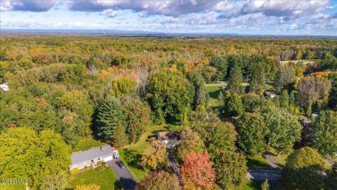 9 Gretel Terrace Ballston Lake NY 12019