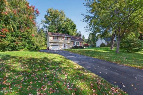 9 Gretel Terrace Ballston Lake NY 12019