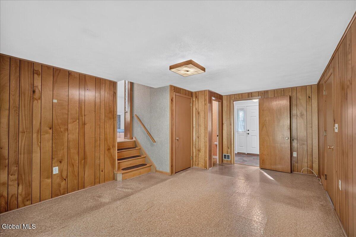 9 Gretel Terrace Ballston Lake NY 12019