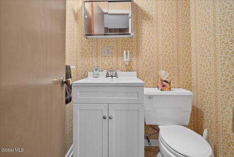 9 Gretel Terrace Ballston Lake NY 12019