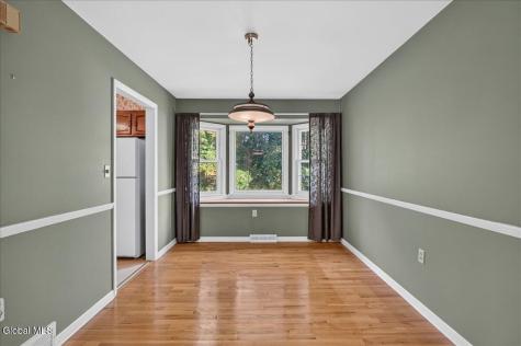 9 Gretel Terrace Ballston Lake NY 12019