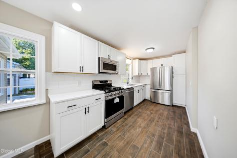 8 Emerson Drive Colonie NY 12110