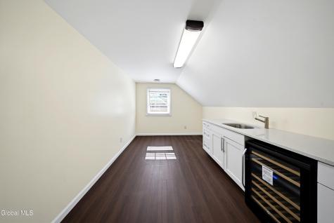 8 Emerson Drive Colonie NY 12110