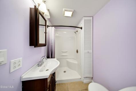 8 Emerson Drive Colonie NY 12110