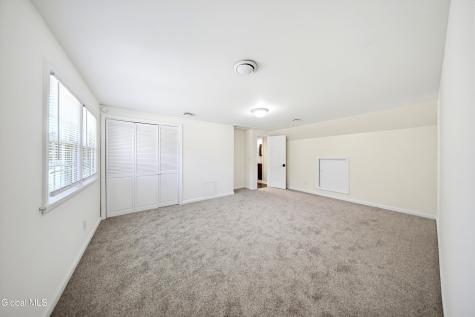 8 Emerson Drive Colonie NY 12110
