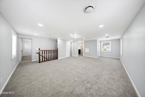8 Emerson Drive Colonie NY 12110