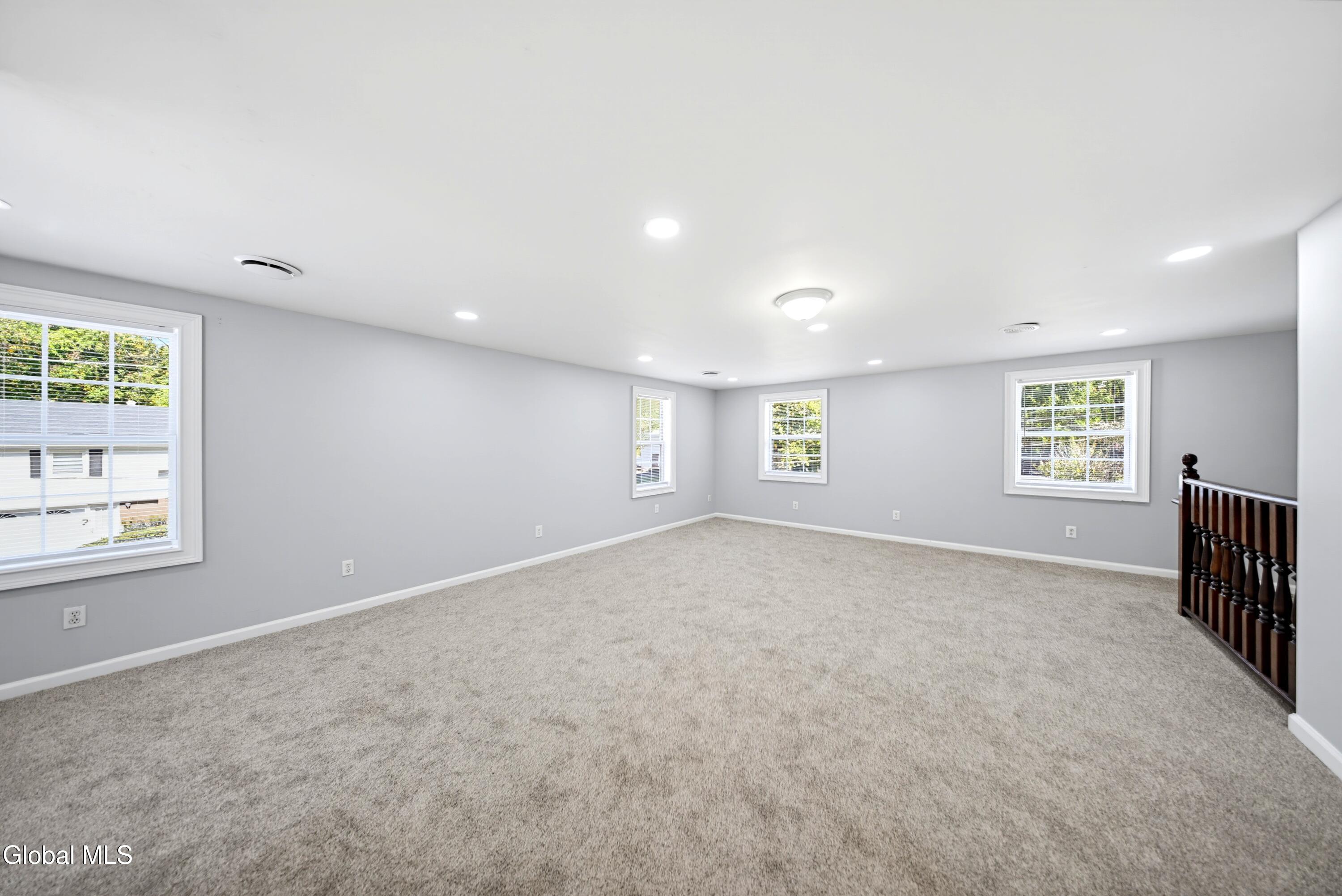 8 Emerson Drive Colonie NY 12110