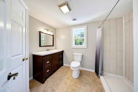 8 Emerson Drive Colonie NY 12110