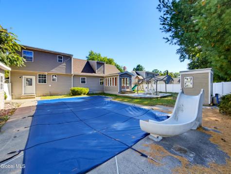 8 Emerson Drive Colonie NY 12110