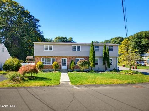 8 Emerson Drive Colonie NY 12110