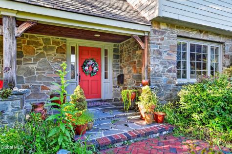 33 Alva Street East Greenbush NY 12061