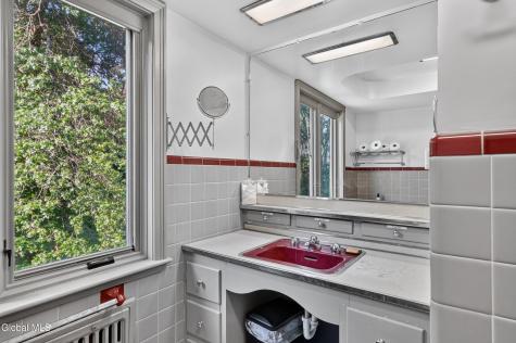 33 Alva Street East Greenbush NY 12061