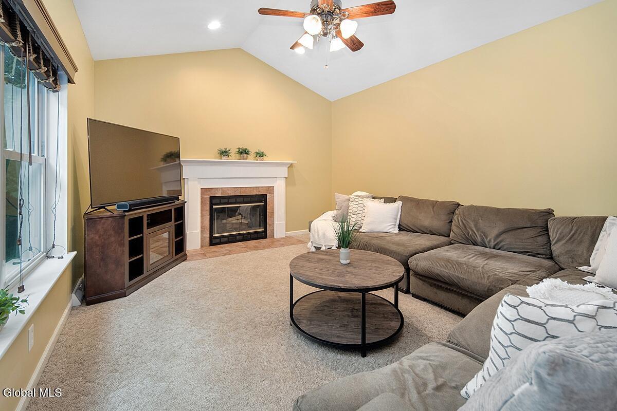 40 Willow Drive Delmar NY 12054