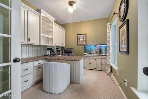 40 Willow Drive Delmar NY 12054