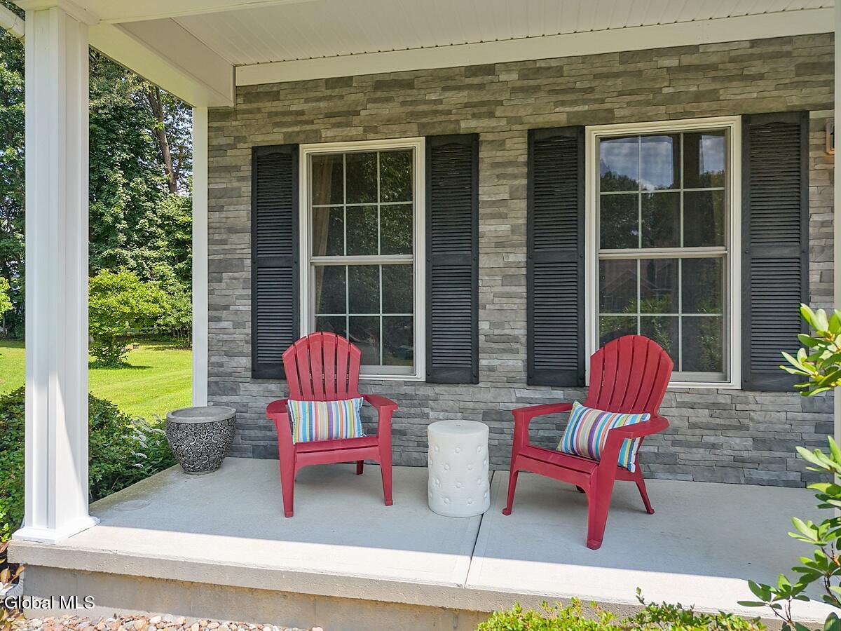 40 Willow Drive Delmar NY 12054