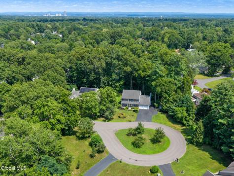 40 Willow Drive Delmar NY 12054