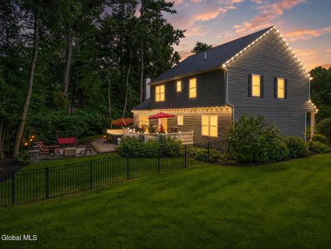 40 Willow Drive Delmar NY 12054