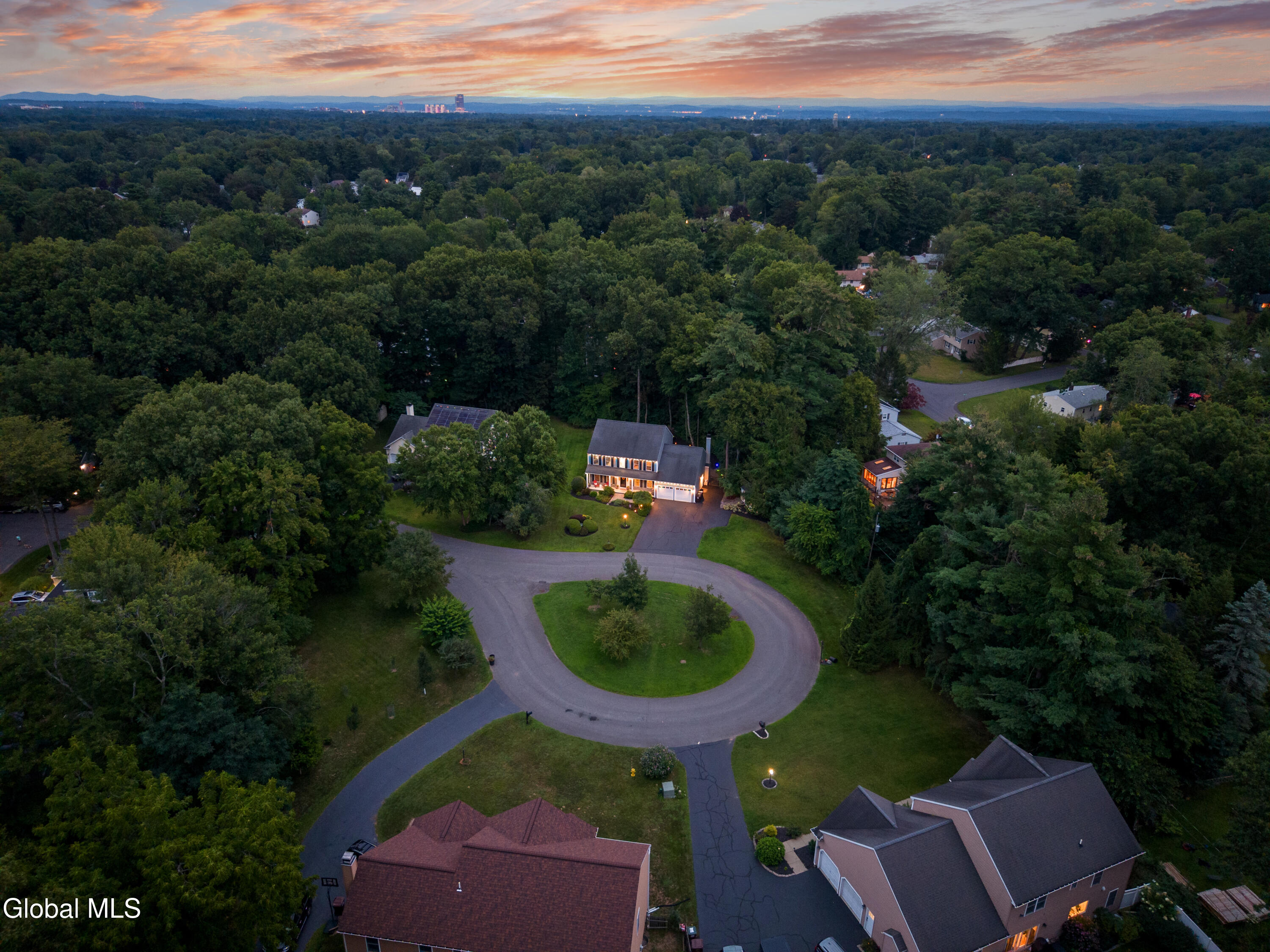 40 Willow Drive Delmar NY 12054