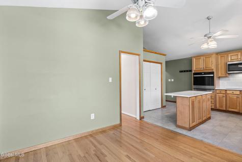 42 Betwood Street Albany NY 12209