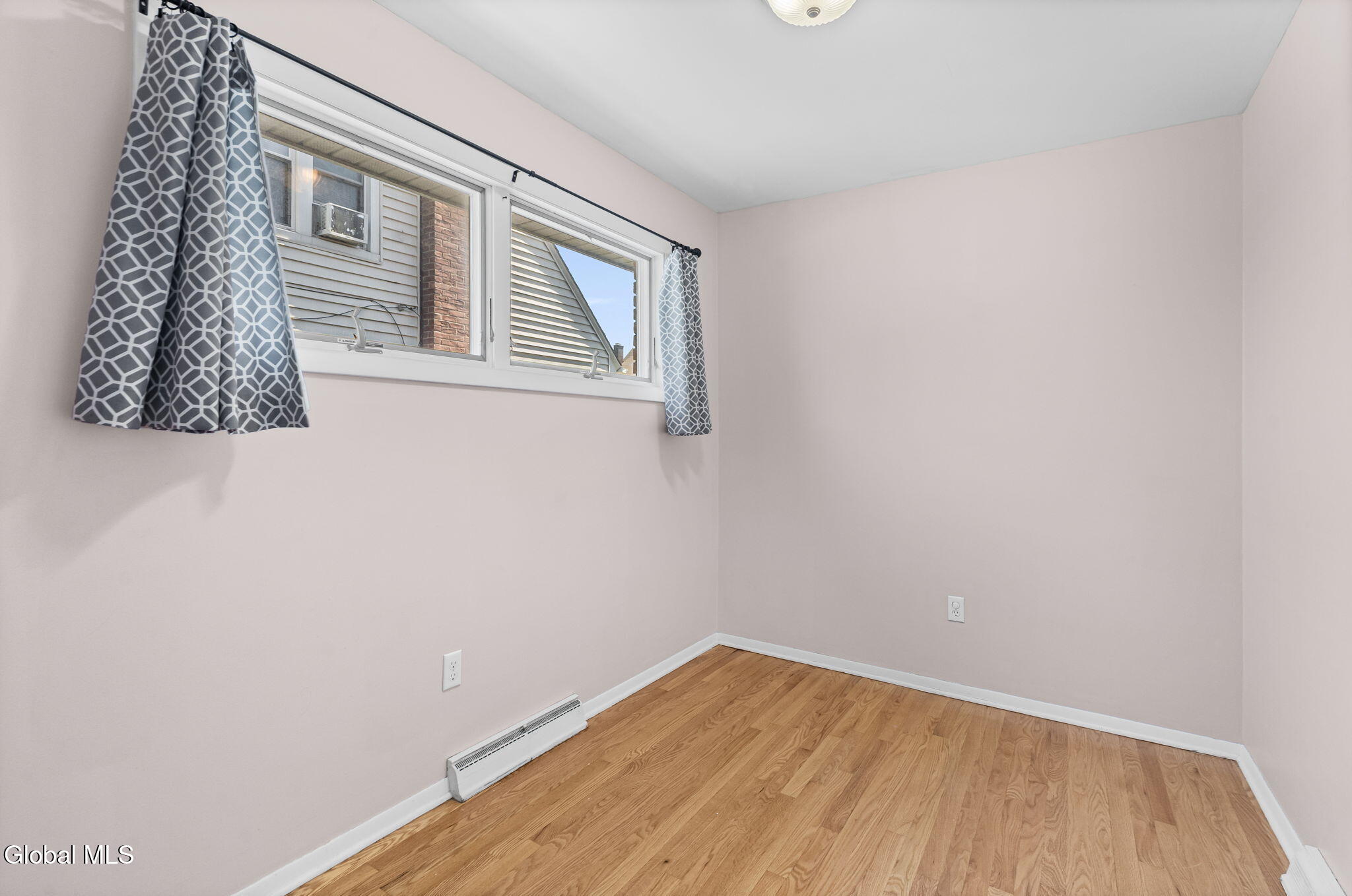 42 Betwood Street Albany NY 12209