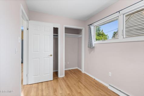 42 Betwood Street Albany NY 12209