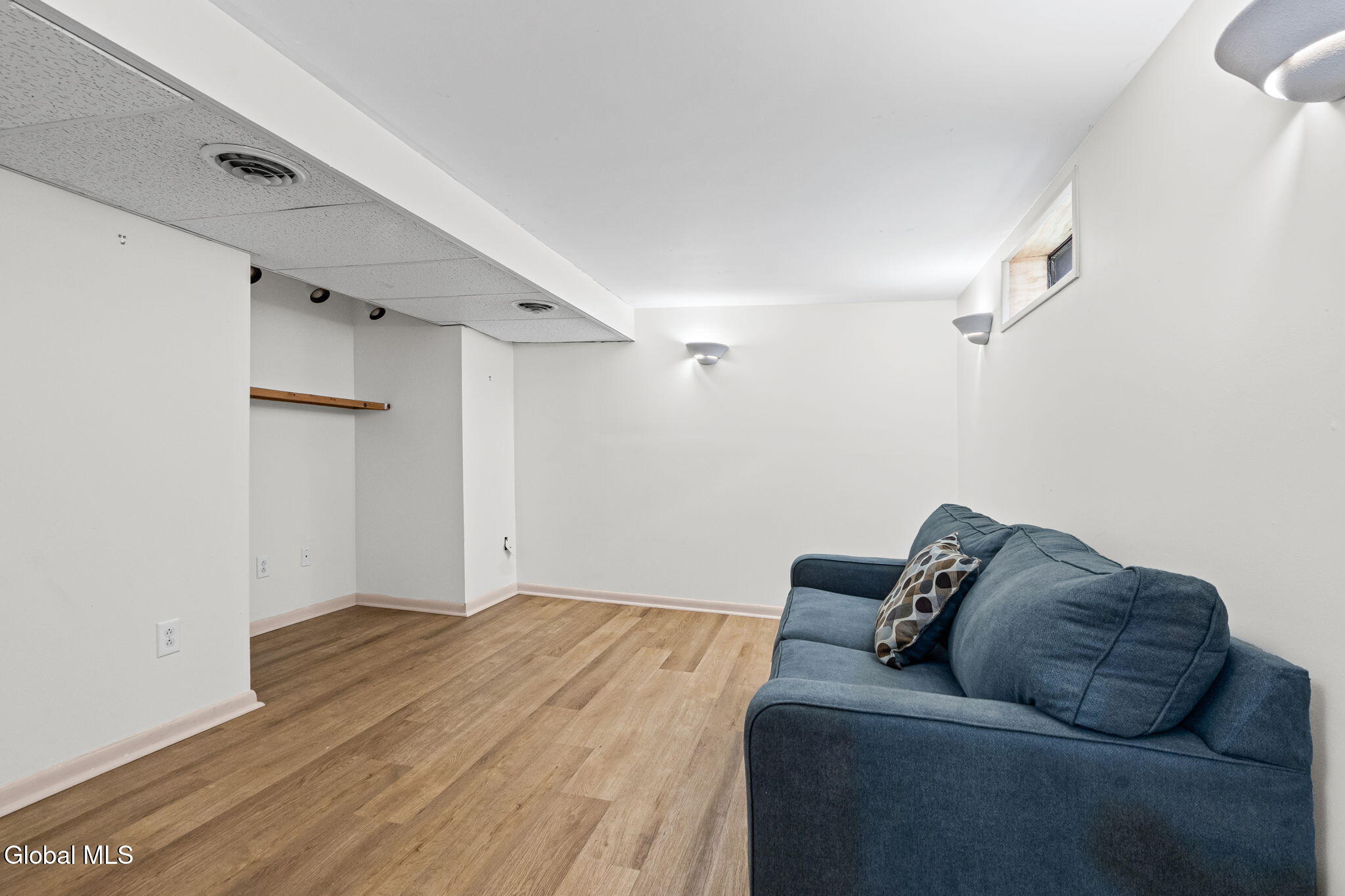 42 Betwood Street Albany NY 12209