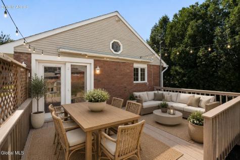 42 Betwood Street Albany NY 12209