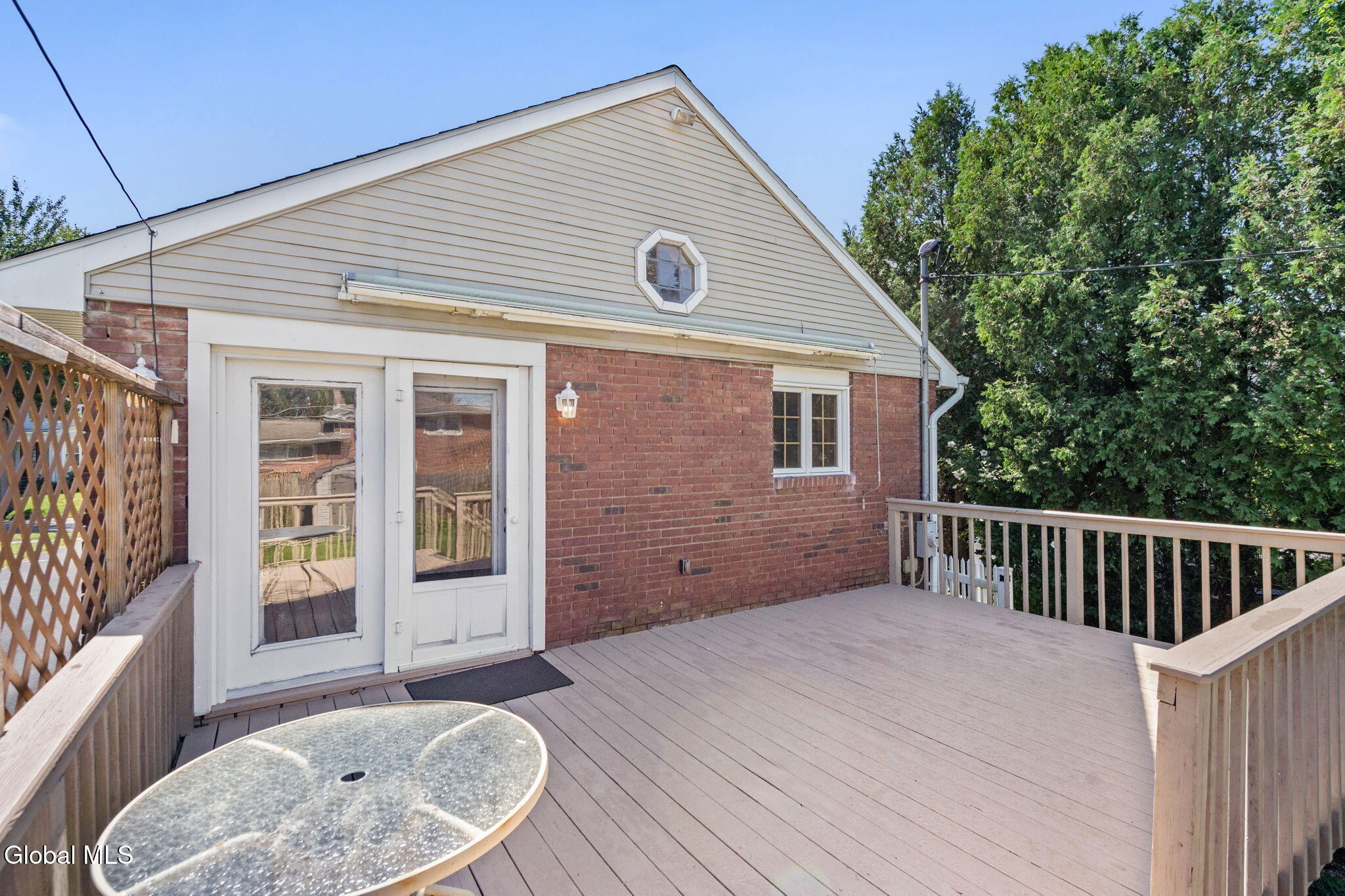 42 Betwood Street Albany NY 12209