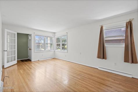 42 Betwood Street Albany NY 12209