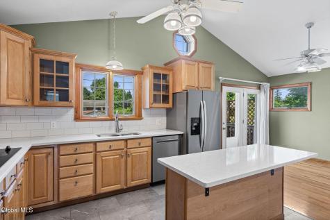 42 Betwood Street Albany NY 12209