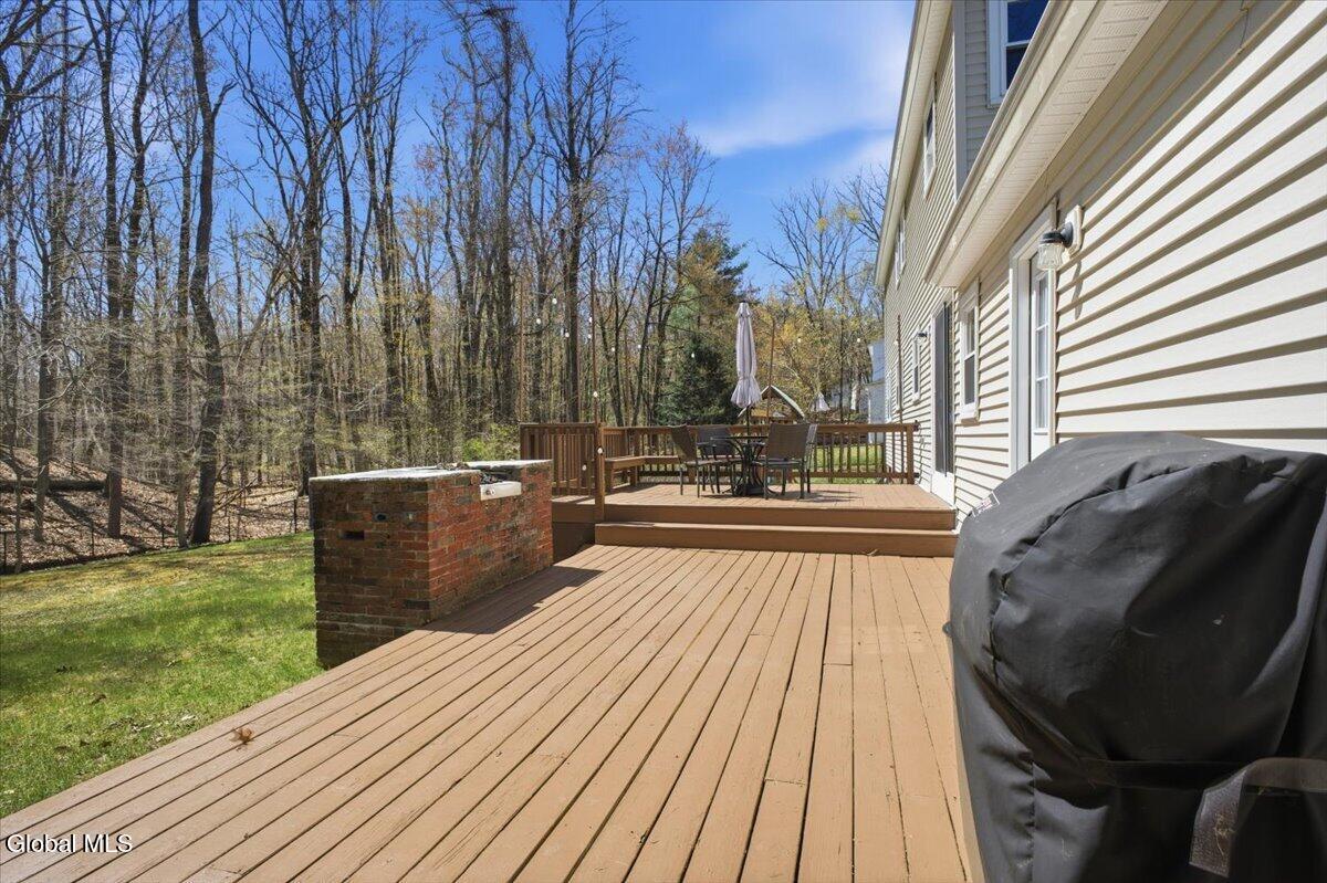 42 Shadow Wood Way Ballston Lake NY 12019