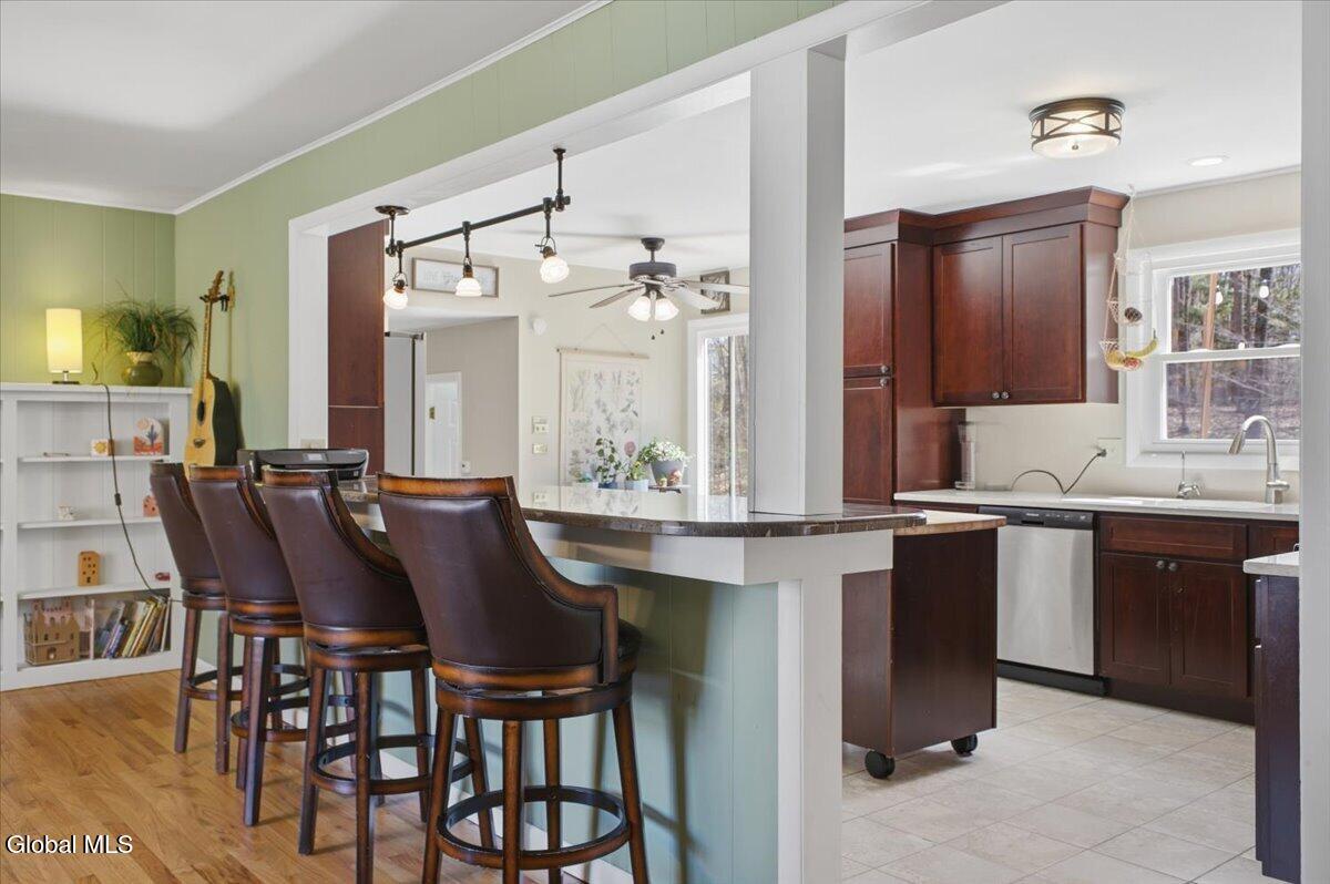 42 Shadow Wood Way Ballston Lake NY 12019