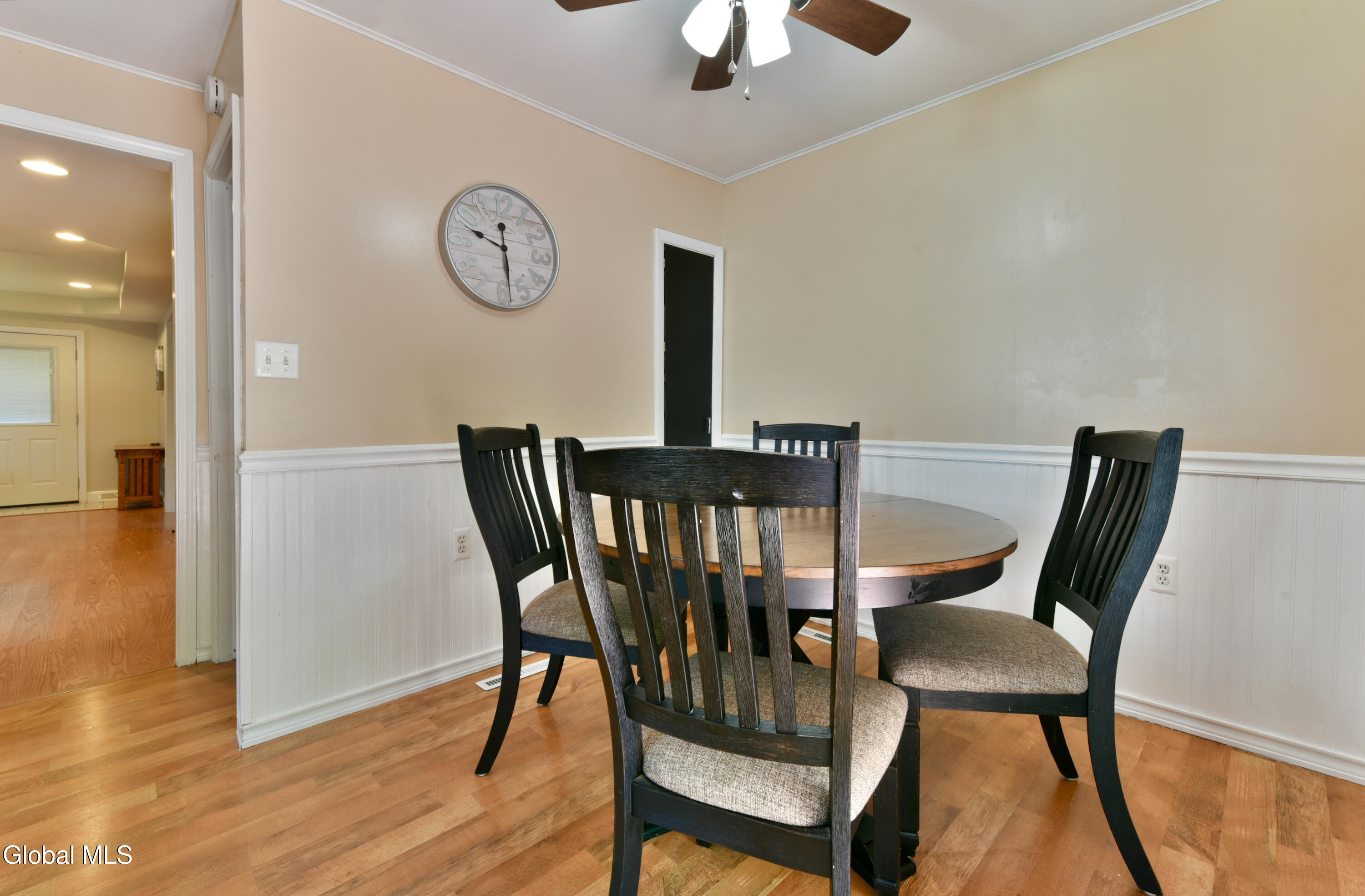 56 Broderick Street Colonie NY 12205