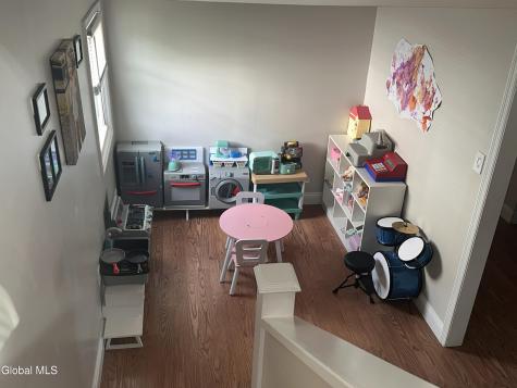 56 Broderick Street Colonie NY 12205