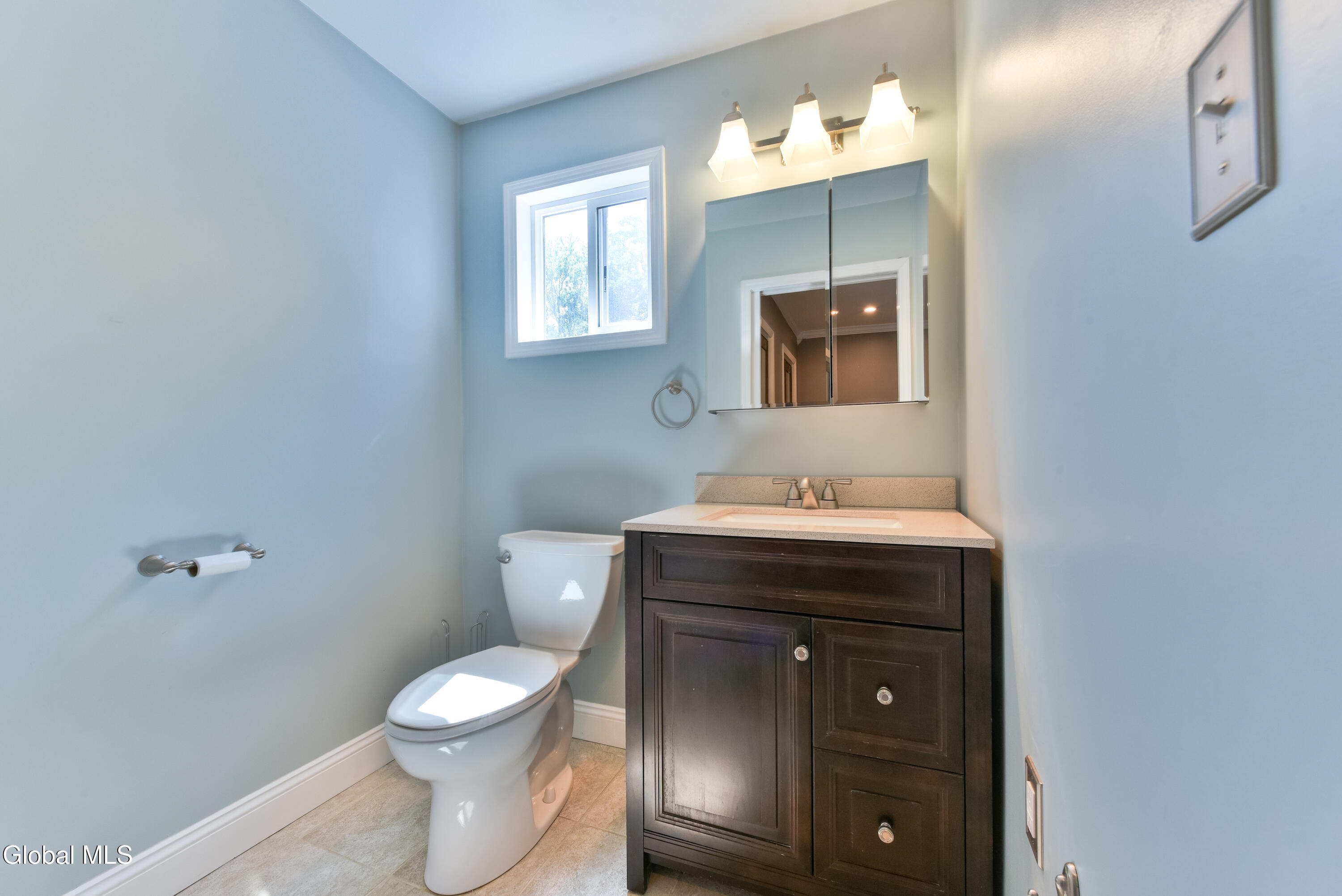 56 Broderick Street Colonie NY 12205