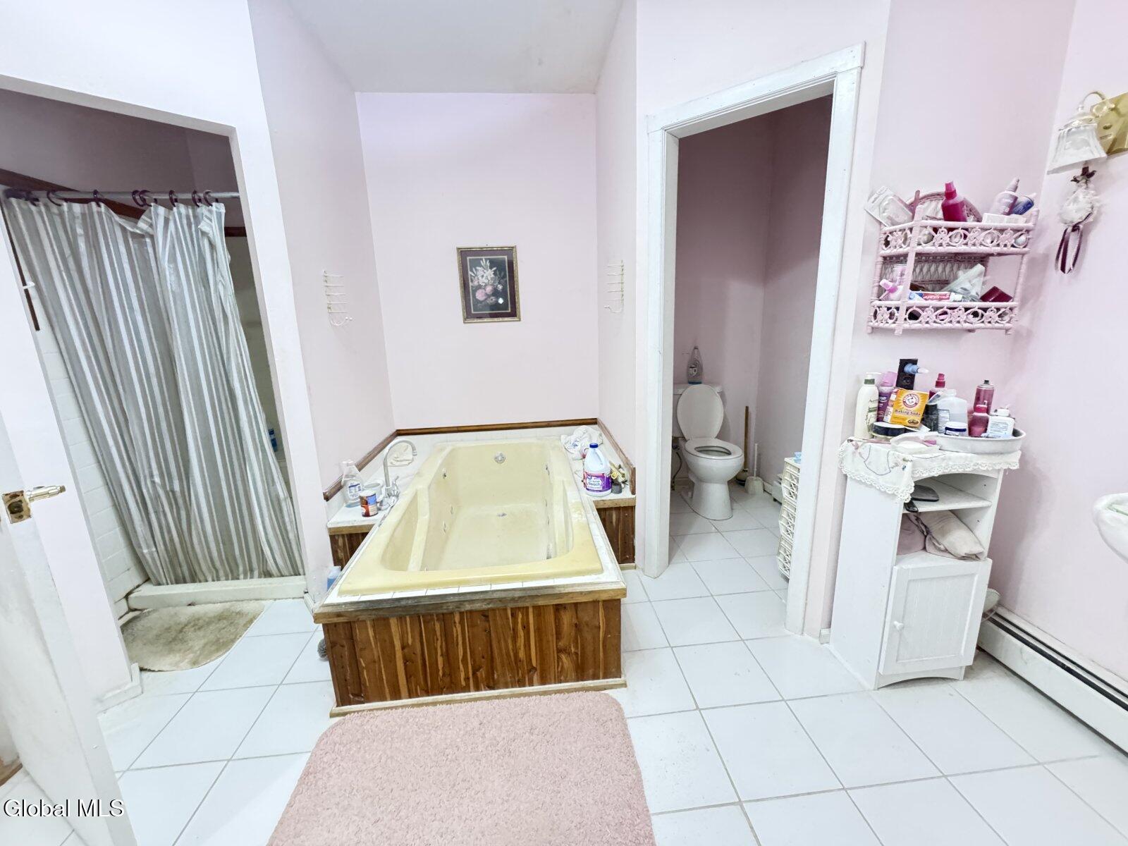 211 Reynolds Road Glen NY 12072