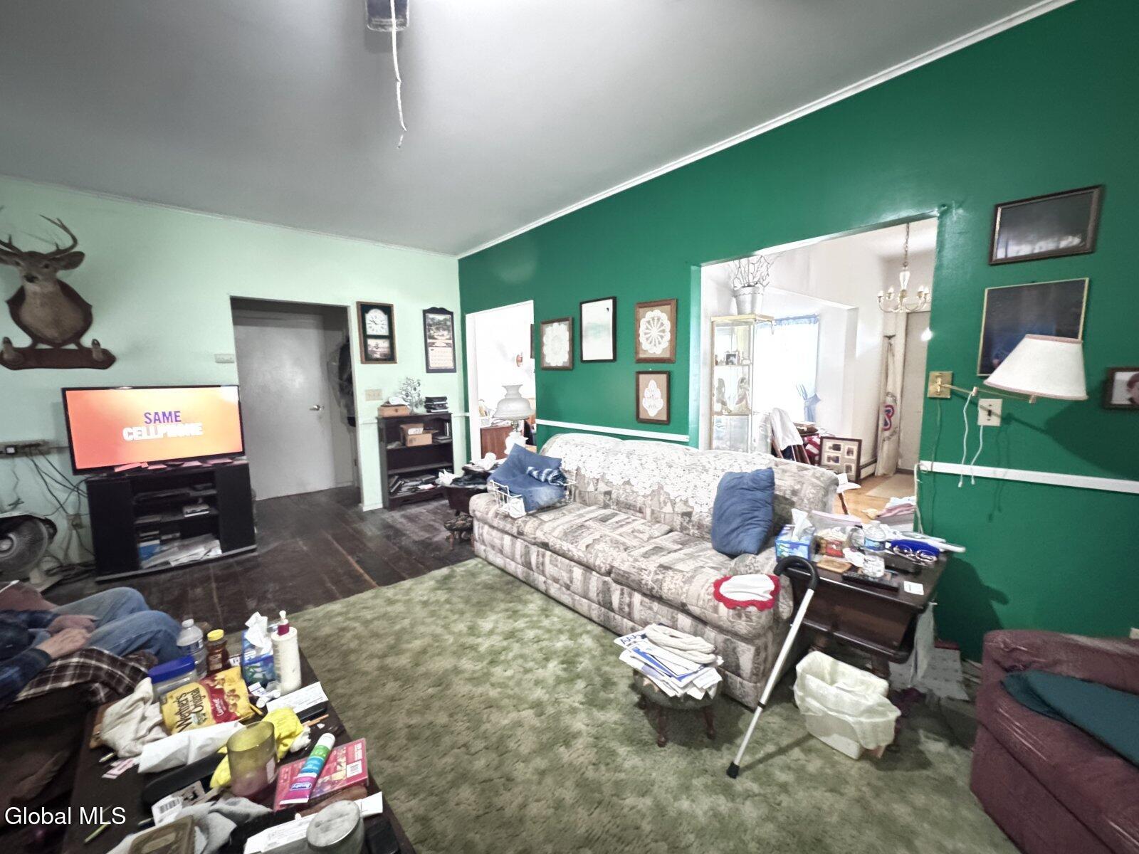 211 Reynolds Road Glen NY 12072