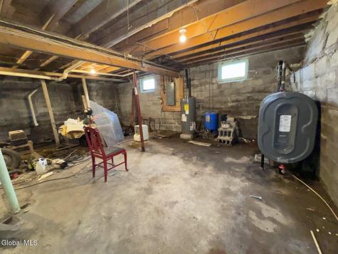 211 Reynolds Road Glen NY 12072