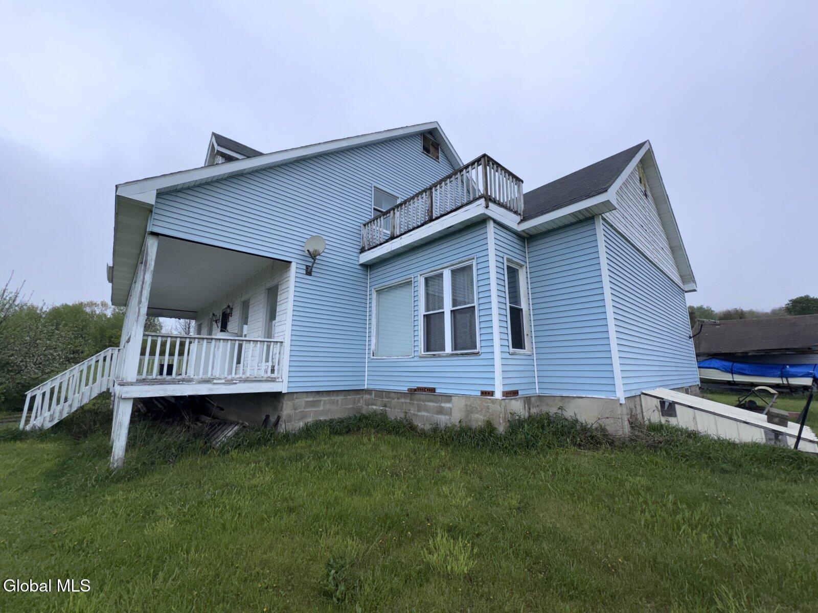 211 Reynolds Road Glen NY 12072
