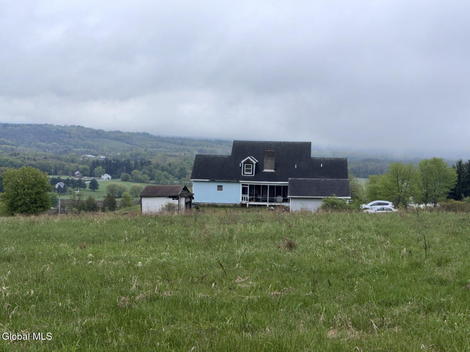 211 Reynolds Road Glen NY 12072