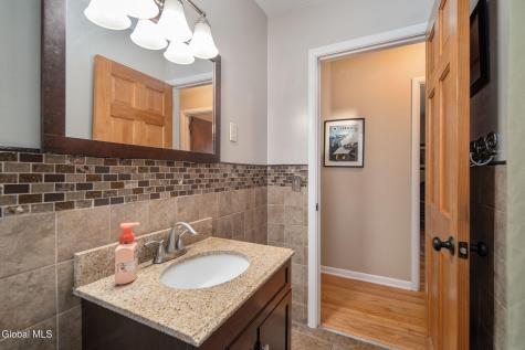 171 Picard Road Voorheesville NY 12186