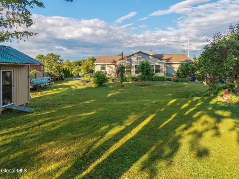 171 Picard Road Voorheesville NY 12186